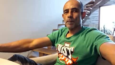 Snapshot of grego435380 chatting on 09/28/25, 06:24 grego435380 online show from 09/28/25, 06:24