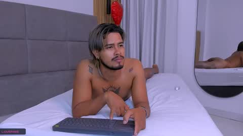 Gregori online show from 02/13/25, 04:07