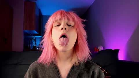 Snapshot of gregory_byyrd chatting on 01/16/25, 08:46 Greg-independent model online show from 01/16/25, 08:46