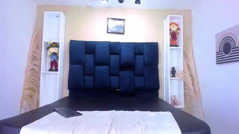 GregorySforza online show from 09/27/25, 01:27