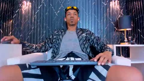 GregorySforza online show from 02/16/26, 07:21