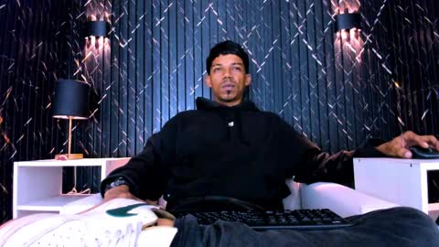 GregorySforza online show from 04/01/26, 02:56