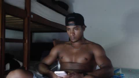 Snapshot of gregory_x chatting on 02/08/25, 11:02 Gregory max online show from 02/08/25, 11:02