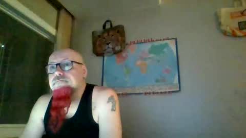 Snapshot of gregrev chatting on 04/22/26, 08:39 gregrev online show from 04/22/26, 08:39