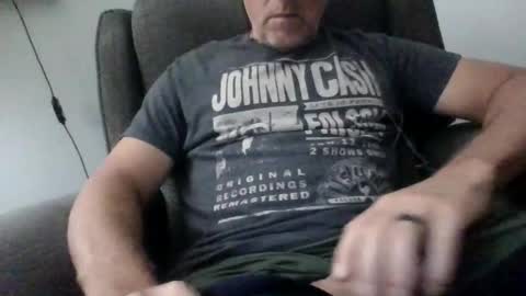 mmm hmmm online show from 10/31/25, 03:07