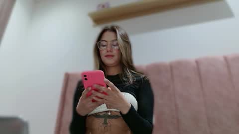 Snapshot of greta_miss chatting on 10/16/25, 03:07 Emmy online show from 10/16/25, 03:07