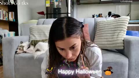 Snapshot of greta_miss chatting on 10/31/25, 02:51 Emmy online show from 10/31/25, 02:51