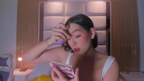 Snapshot of greta_petitee chatting on 03/15/26, 11:38 GRETA online show from 03/15/26, 11:38