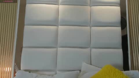 Snapshot of greta_petitee chatting on 03/20/26, 11:26 GRETA online show from 03/20/26, 11:26