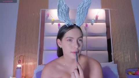 Snapshot of greta_petitee chatting on 04/05/26, 11:40 GRETA online show from 04/05/26, 11:40