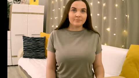 GretaGrant online show from 10/27/25, 02:59