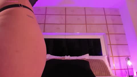 Greta Velvet  online show from 02/12/26, 07:42