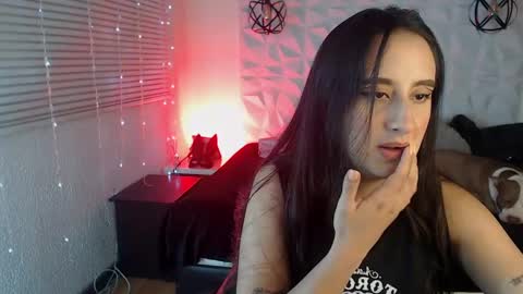 Snapshot of gretta_n_dannie chatting on 01/17/25, 04:28 Gretta n dannie online show from 01/17/25, 04:28