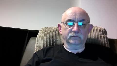 Snapshot of grey_dom chatting on 12/15/24, 07:21 Master Sir online show from 12/15/24, 07:21