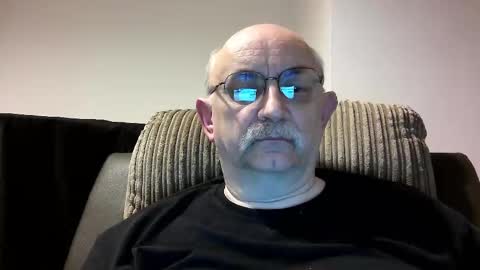 Snapshot of grey_dom chatting on 12/21/24, 05:18 Master Sir online show from 12/21/24, 05:18