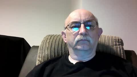 Snapshot of grey_dom chatting on 01/05/25, 01:15 Master Sir online show from 01/05/25, 01:15