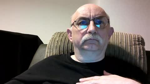 Snapshot of grey_dom chatting on 01/05/25, 04:16 Master Sir online show from 01/05/25, 04:16