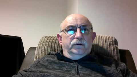 Snapshot of grey_dom chatting on 01/07/25, 10:52 Master Sir online show from 01/07/25, 10:52