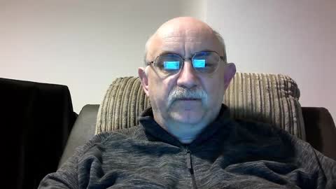 Snapshot of grey_dom chatting on 01/08/25, 09:23 Master Sir online show from 01/08/25, 09:23