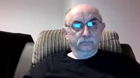 Snapshot of grey_dom chatting on 02/16/25, 04:42 Master Sir online show from 02/16/25, 04:42