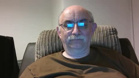 Snapshot of grey_dom chatting on 09/29/25, 08:46 Master Sir online show from 09/29/25, 08:46