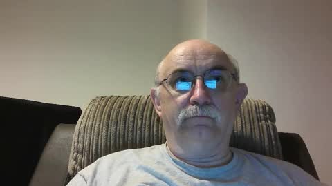 Snapshot of grey_dom chatting on 10/01/25, 07:42 Master Sir online show from 10/01/25, 07:42