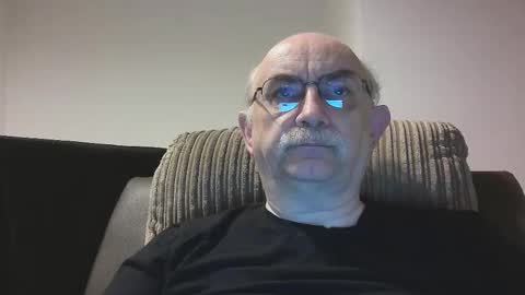 Snapshot of grey_dom chatting on 10/13/25, 09:20 Master Sir online show from 10/13/25, 09:20