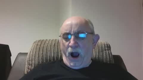 Snapshot of grey_dom chatting on 10/18/25, 10:05 Master Sir online show from 10/18/25, 10:05