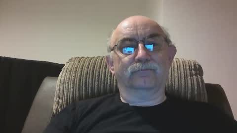 Snapshot of grey_dom chatting on 10/25/25, 02:24 Master Sir online show from 10/25/25, 02:24