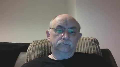 Snapshot of grey_dom chatting on 12/22/25, 08:50 Master Sir online show from 12/22/25, 08:50