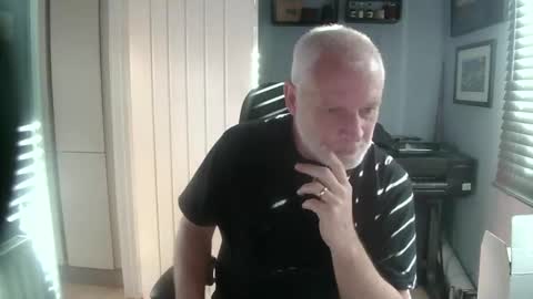 greyfox_6000 online show from 02/27/25, 02:43