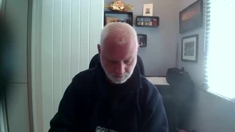 Snapshot of greyfox_6000 chatting on 05/13/26, 01:41 greyfox_6000 online show from 05/13/26, 01:41