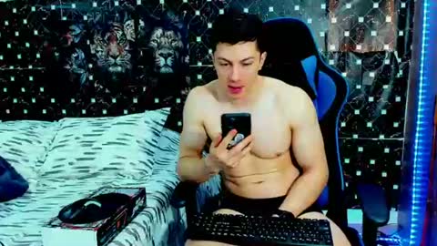 Snapshot of griego01 chatting on 07/11/26, 06:10 griego01 online show from 07/11/26, 06:10