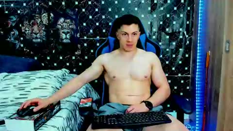 Snapshot of griego01 chatting on 07/15/26, 01:00 griego01 online show from 07/15/26, 01:00