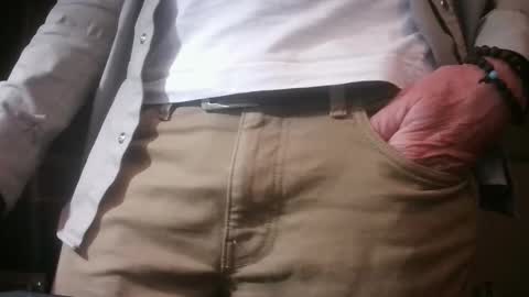 Snapshot of grimbergen123 chatting on 10/08/25, 08:17 Grim online show from 10/08/25, 08:17