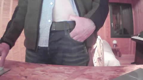 Snapshot of grimbergen123 chatting on 11/14/25, 09:57 Grim online show from 11/14/25, 09:57