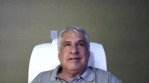 Snapshot of grisa01 chatting on 01/28/25, 09:50 grisa01 online show from 01/28/25, 09:50