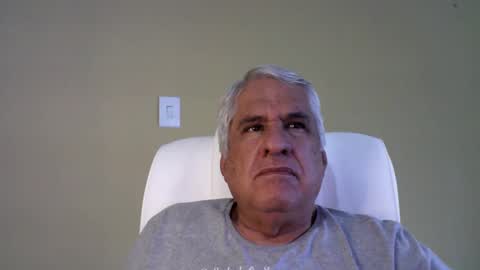 Snapshot of grisa01 chatting on 02/02/25, 05:04 grisa01 online show from 02/02/25, 05:04