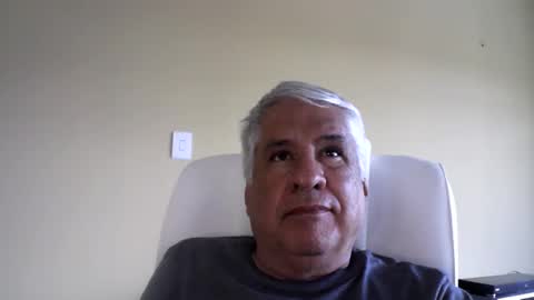 Snapshot of grisa01 chatting on 10/26/25, 02:45 grisa01 online show from 10/26/25, 02:45