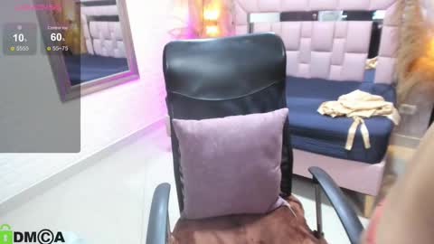 Snapshot of griselle_rousse chatting on 12/04/25, 07:55 online show from 12/04/25, 07:55