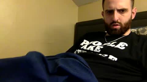 Snapshot of grobs123 chatting on 02/18/25, 12:48 grobs123 online show from 02/18/25, 12:48