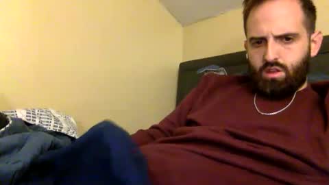 Snapshot of grobs123 chatting on 10/28/25, 11:51 grobs123 online show from 10/28/25, 11:51