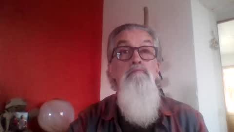 Snapshot of grybear60 chatting on 01/02/25, 02:24 Grybear online show from 01/02/25, 02:24