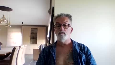 Grybear online show from 05/23/26, 07:13