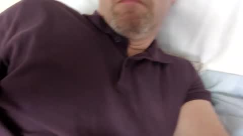 Snapshot of grzegorz34 chatting on 02/16/25, 01:38 Greg online show from 02/16/25, 01:38