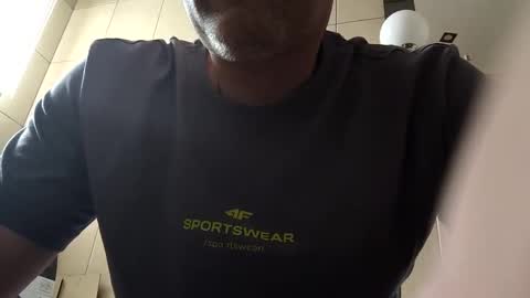 Snapshot of grzegorz34 chatting on 02/25/25, 08:47 Greg online show from 02/25/25, 08:47