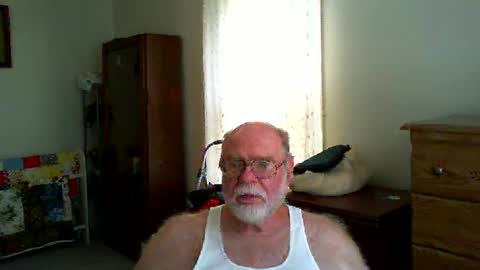 Gary online show from 09/26/25, 02:32