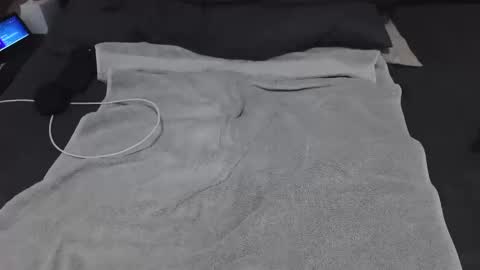 lookng for older in az online show from 01/05/25, 11:26