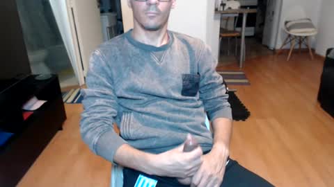 Snapshot of guachin_new chatting on 06/29/26, 05:57 guachin_new online show from 06/29/26, 05:57