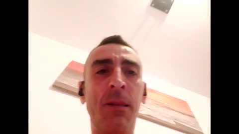 Snapshot of guanchoe chatting on 12/21/25, 02:08 guanchoe online show from 12/21/25, 02:08